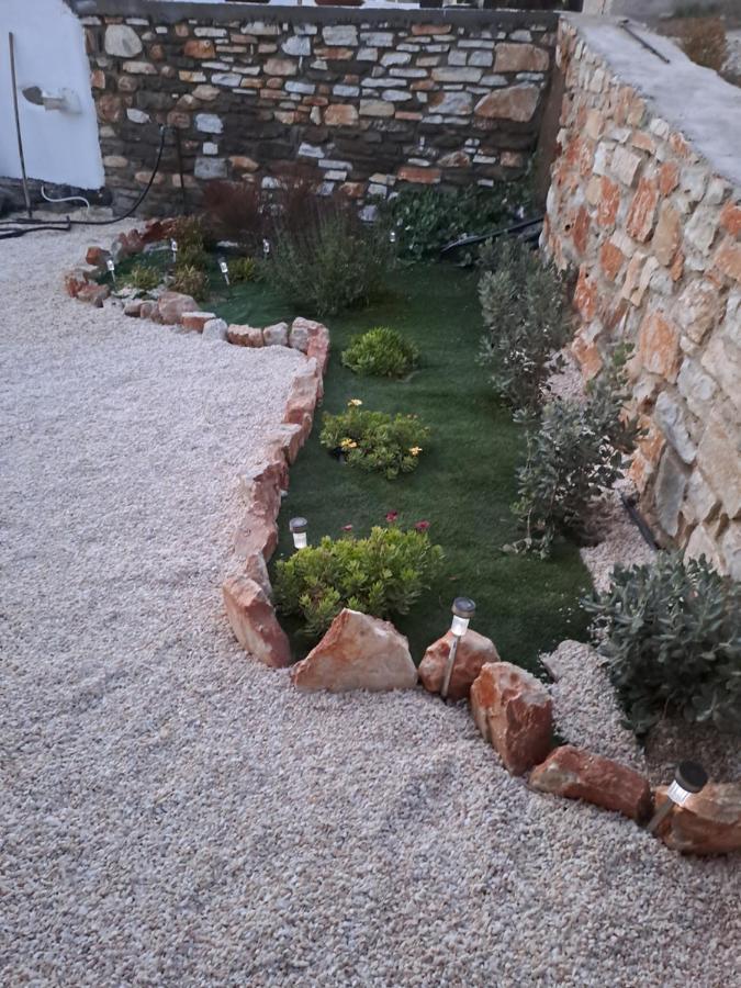 Traditional House Paros Sarakíniko Esterno foto