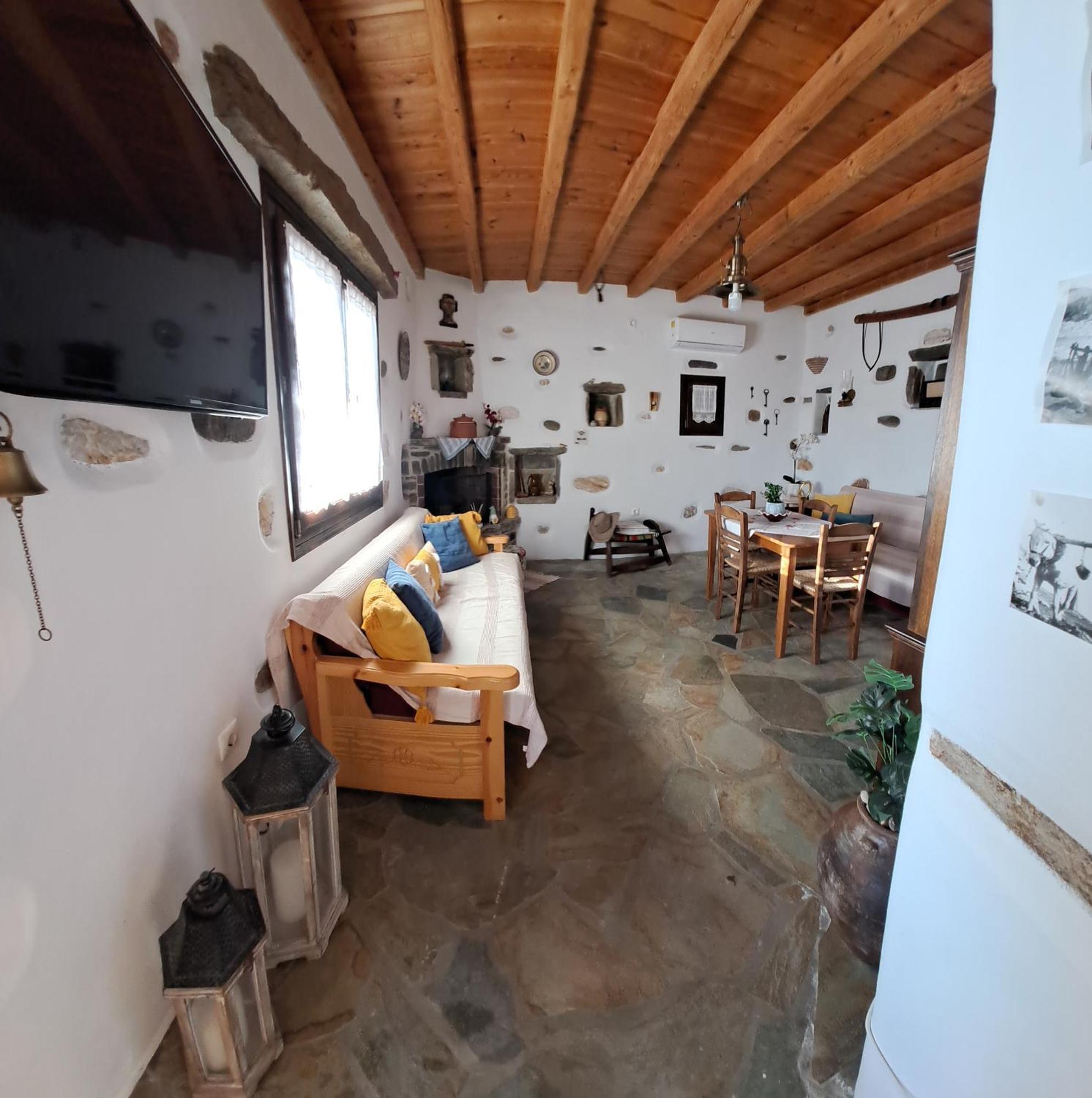 Traditional House Paros Sarakíniko Esterno foto