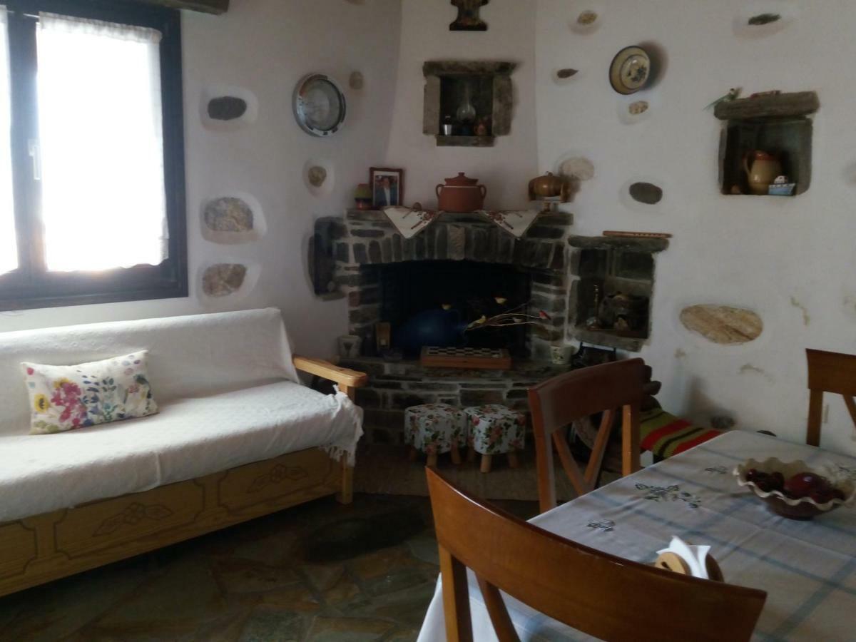 Traditional House Paros Sarakíniko Esterno foto