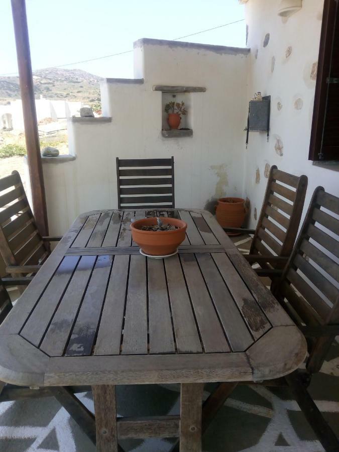 Traditional House Paros Sarakíniko Esterno foto